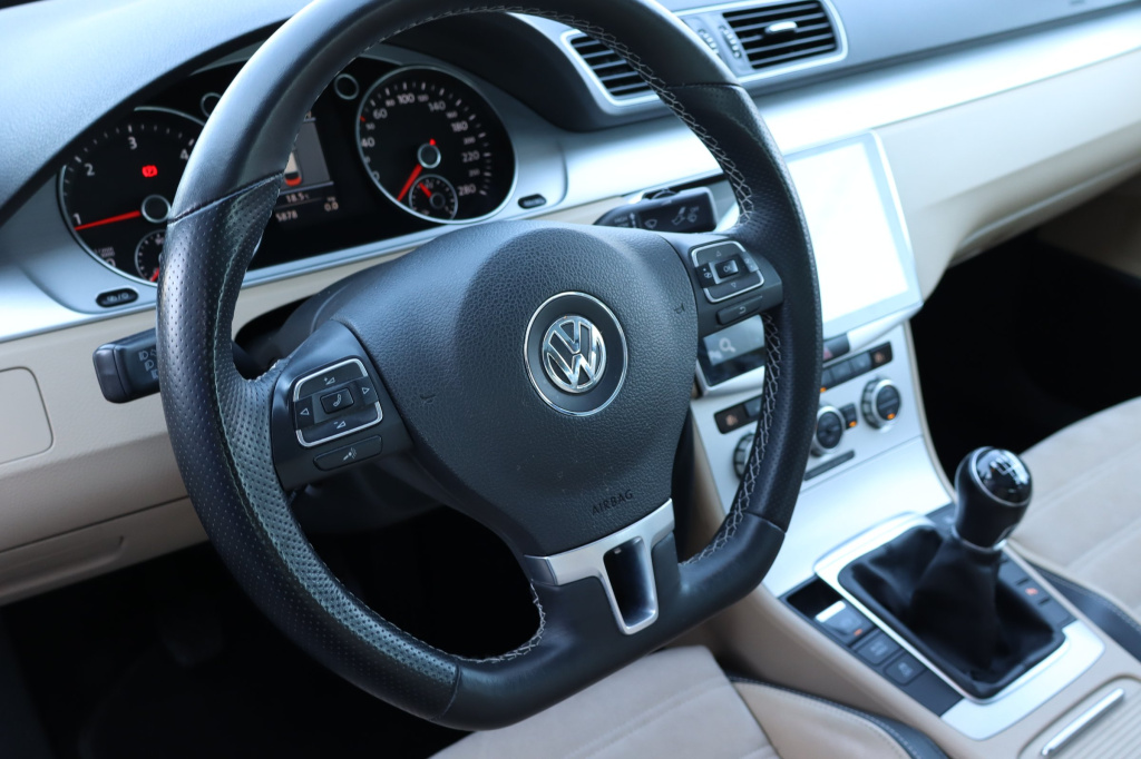 Volkswagen CC 2013 2.0 TDI 175875km Sedan