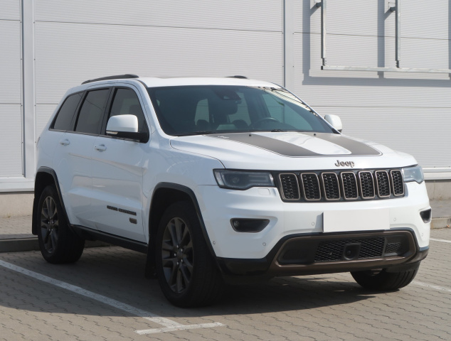 Jeep Grand Cherokee 2016