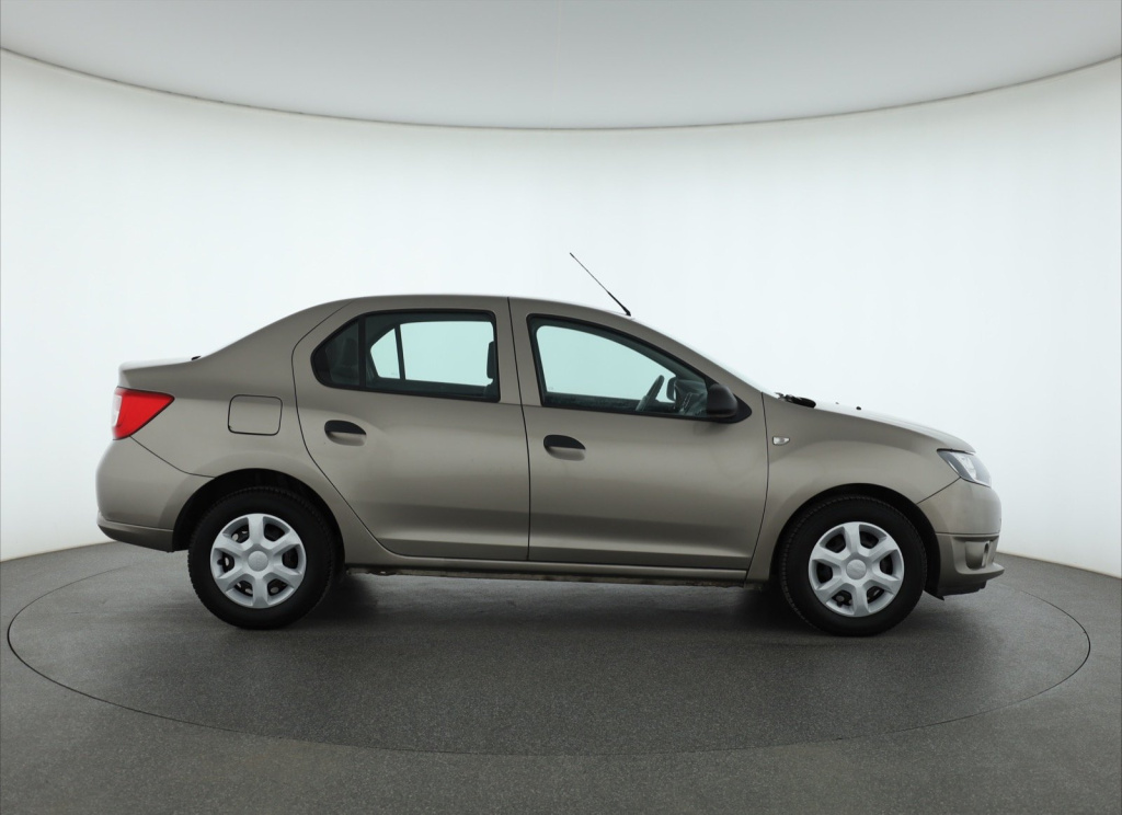 Dacia Logan