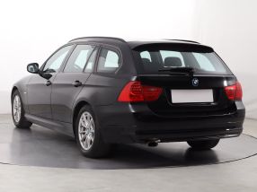 BMW 3 - 2010
