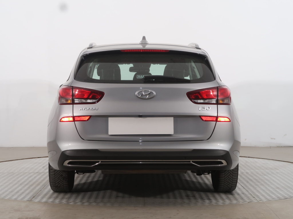 Hyundai i30 2023 1.0 T