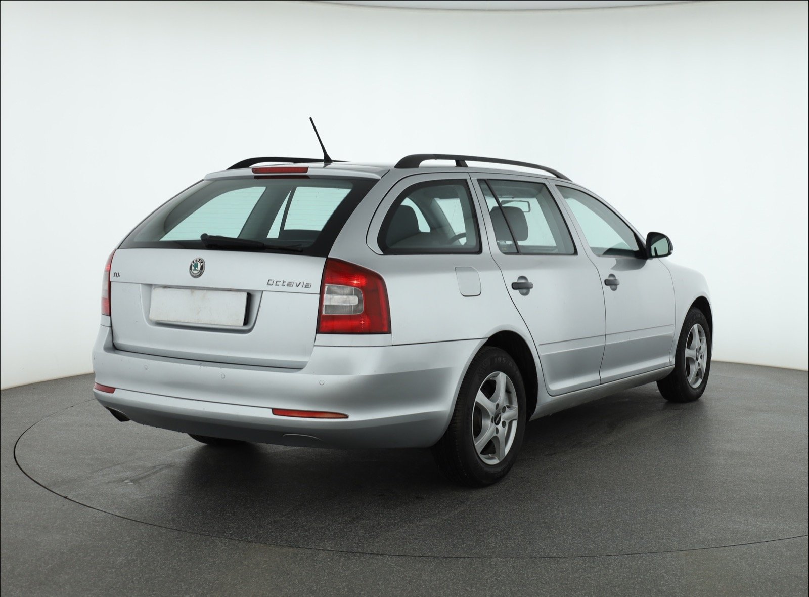 Skoda Octavia 2011 1.6 TDI 275744km Kombi