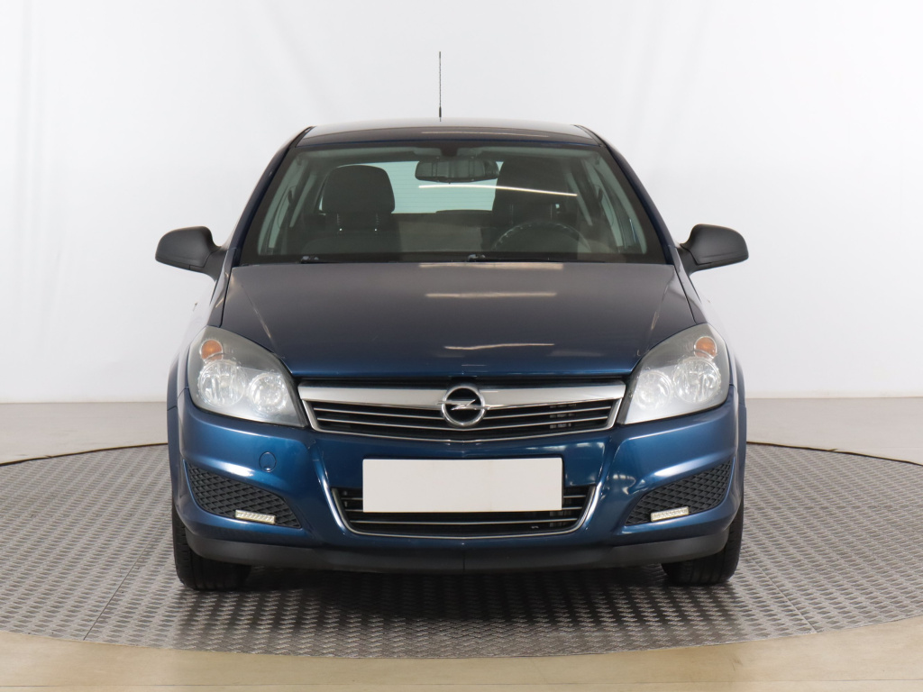 Opel Astra 2010 1.4 16V 167761km Hatchback