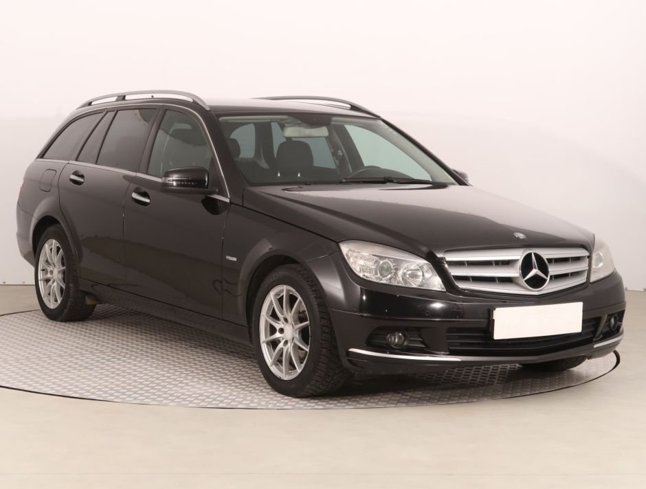 Mercedes-Benz C - 2010