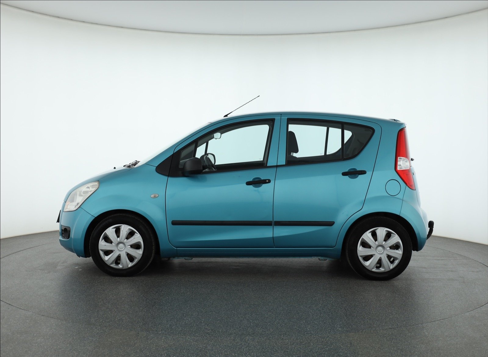 Suzuki Splash 2011 1.0 12V 210595km Hatchback