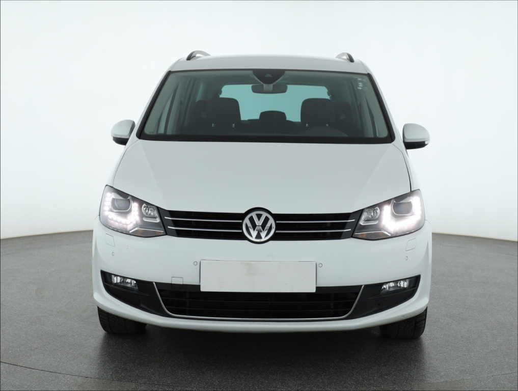 Volkswagen Sharan 2019 2.0 TDI 154605km Samochody Rodzinne