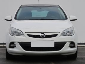 Opel Astra - 2012