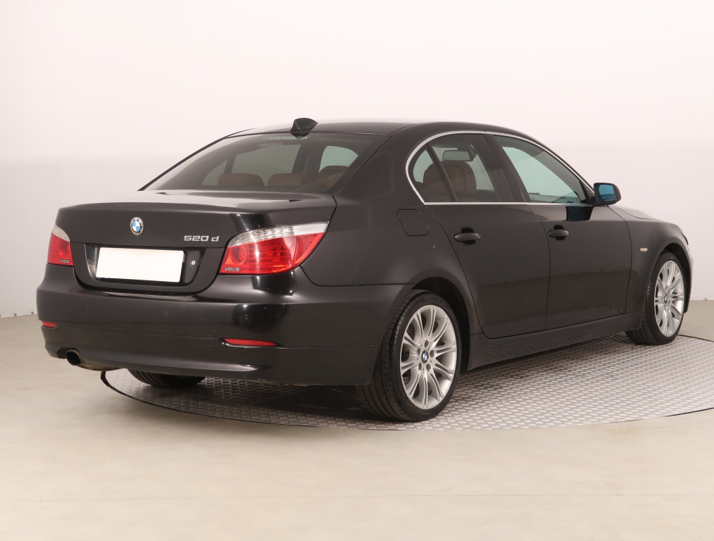 BMW 5 2009 520d 301749km Sedan