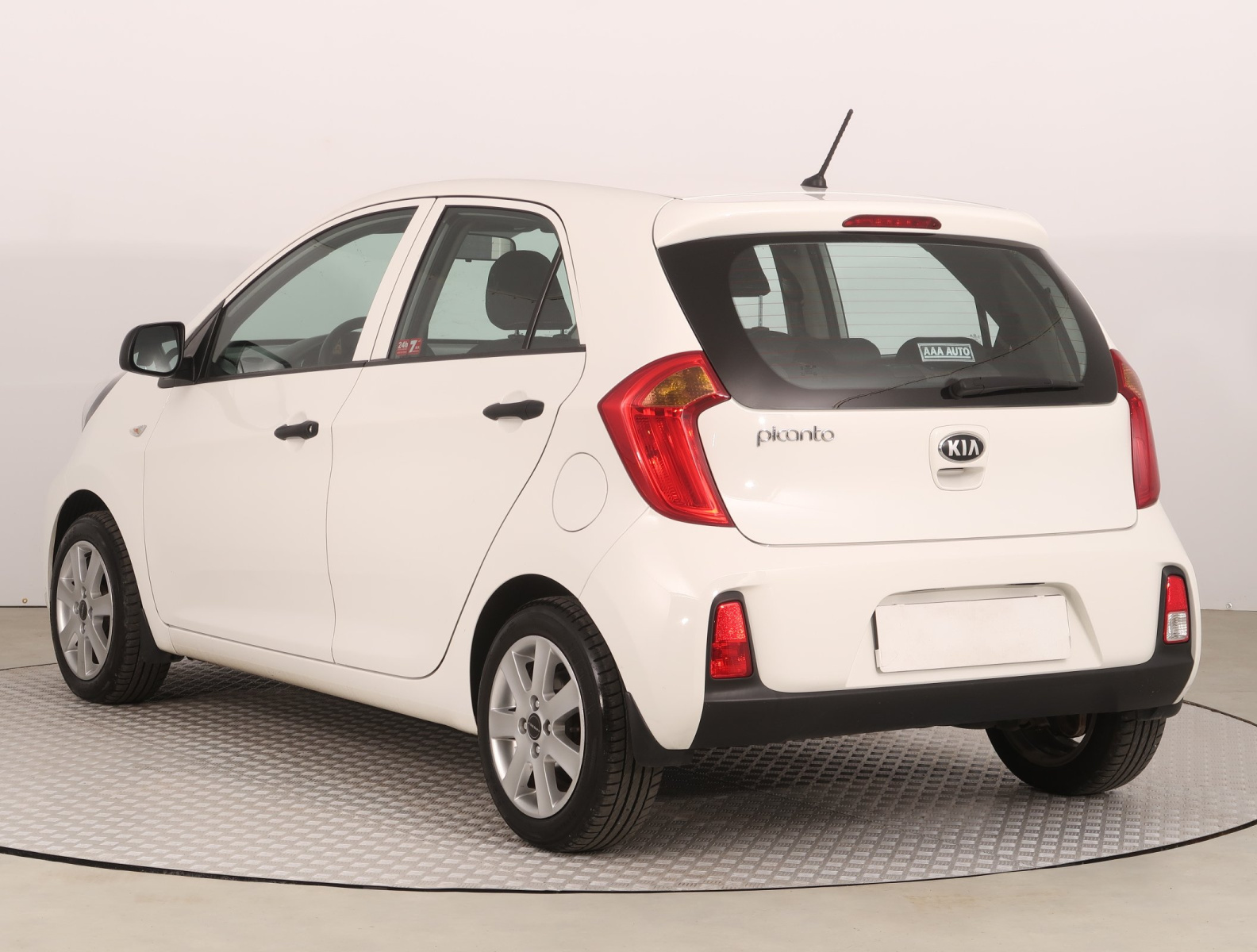 Kia Picanto 2015 1.0 LPG 120941km Hatchback