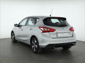 Nissan Pulsar - 2015
