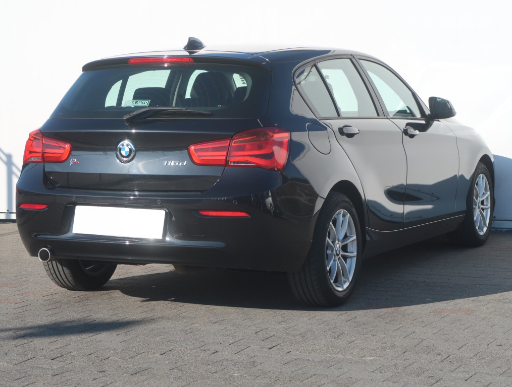 BMW 1 2016 116d 171443km Hatchback