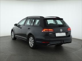 Volkswagen Golf - 2017