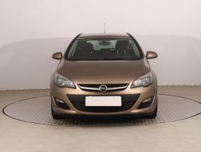 Opel Astra - 2013