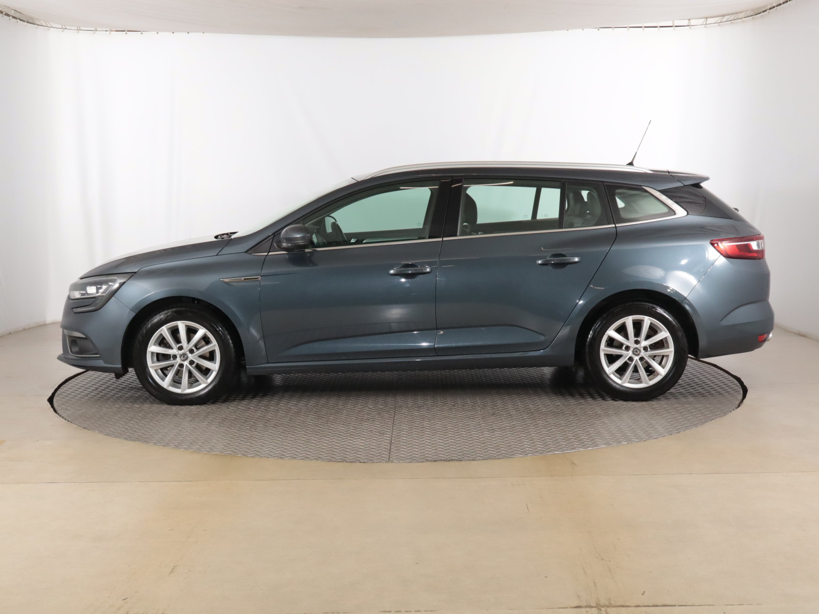 Renault Megane 2020 1.3 TCe 80229km Kombi