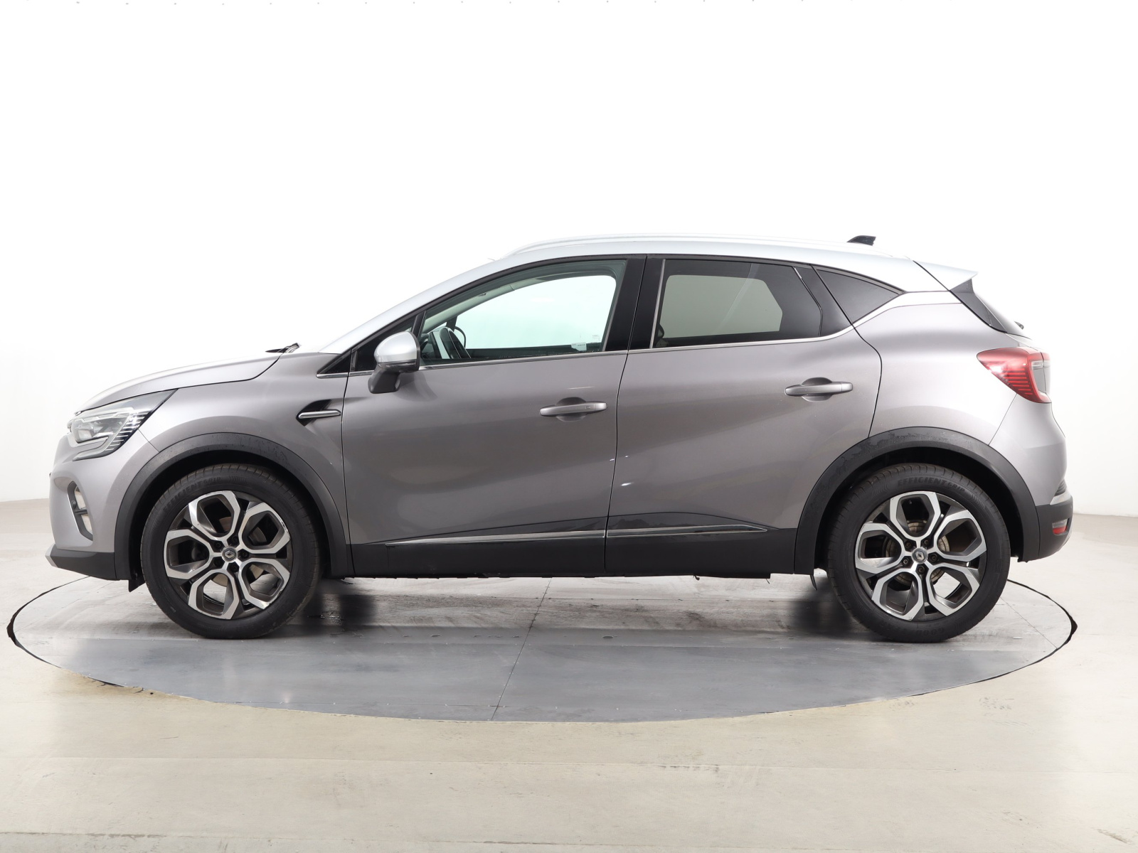 Renault Captur 2021 1.0 TCe 104011km SUV