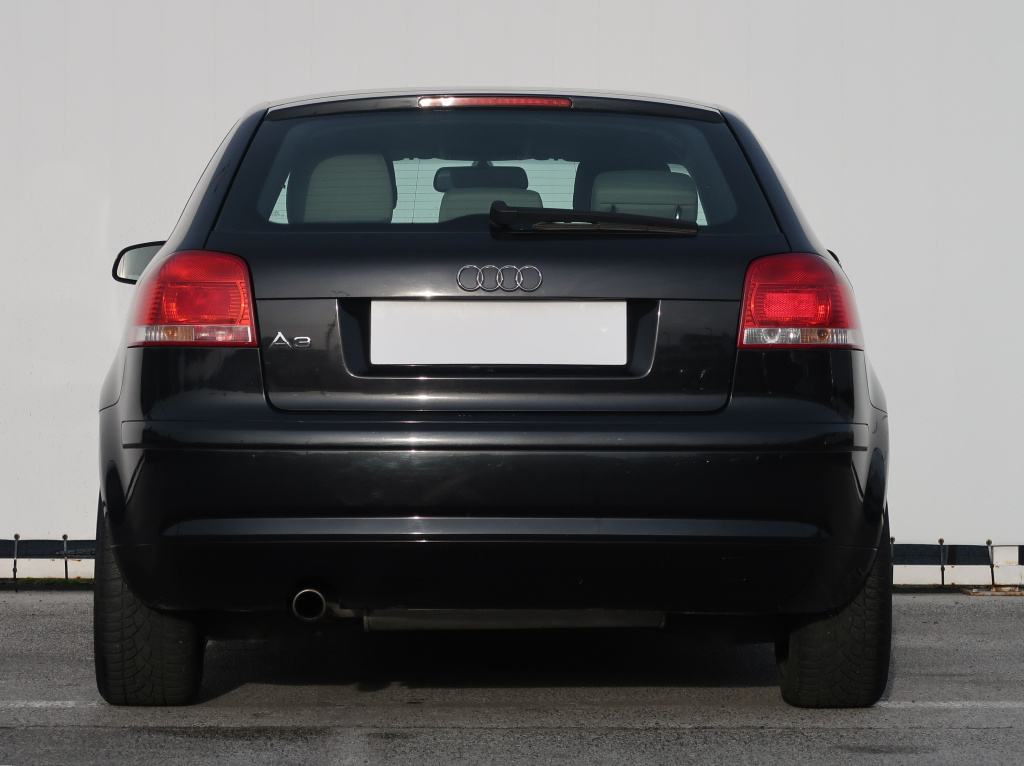 Audi A3 2004 1.6 207187km Hatchback