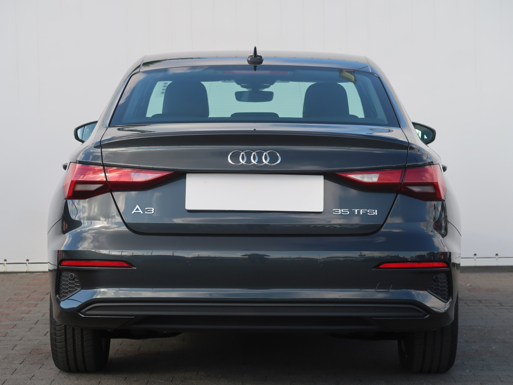 Audi A3 2023 35 TFSI 1322km Sedan