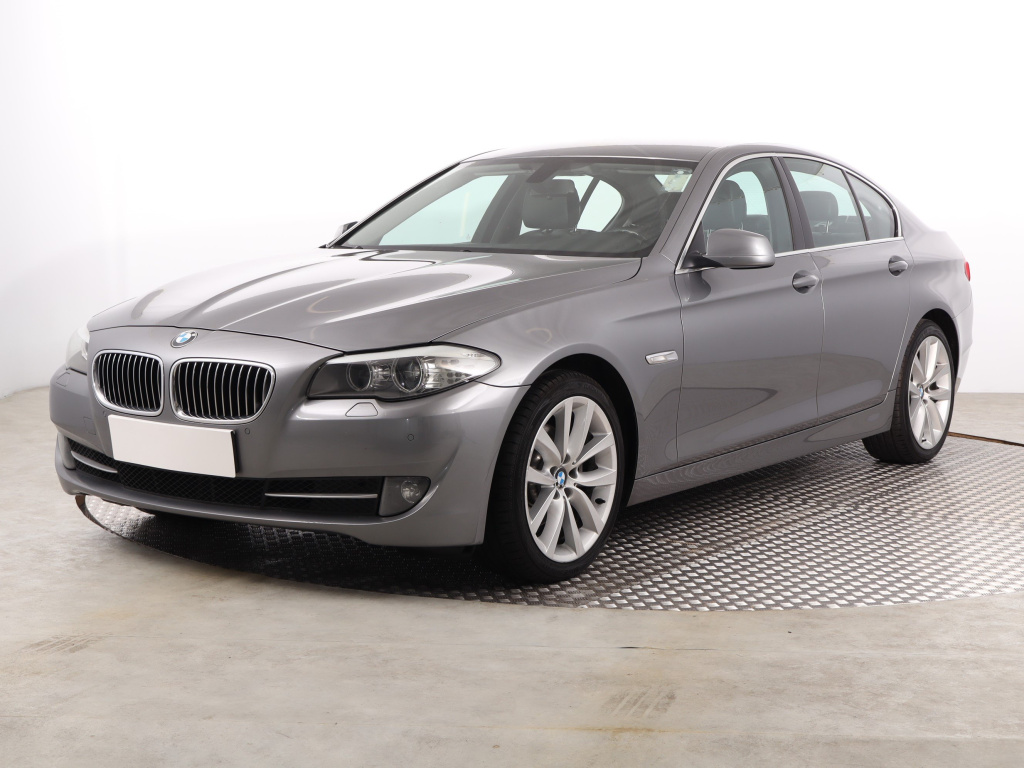 BMW 5 2013 520d 200812km Sedan