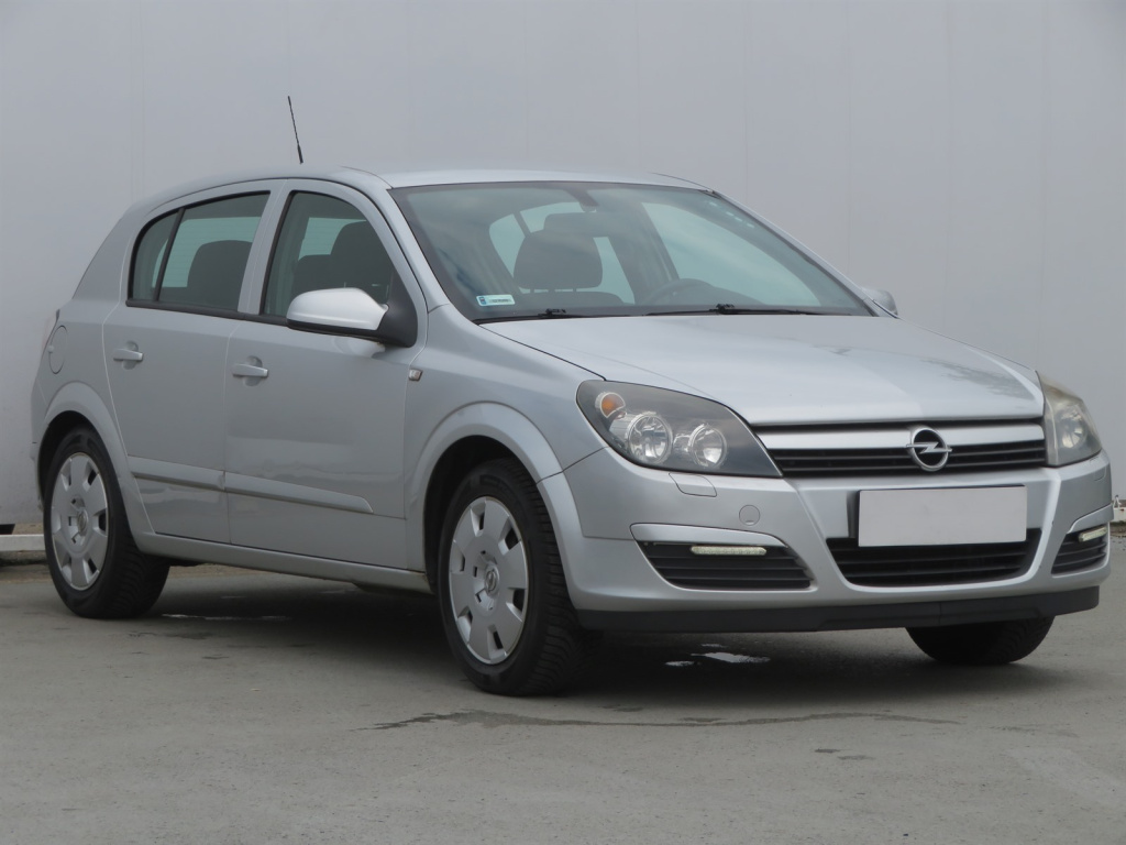 Opel Astra 2009 1.7 CDTI 243767km Hatchback