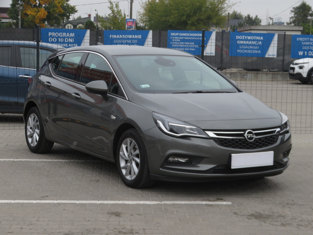 Opel Astra 2021 1.2 Turbo 68608km Hatchback