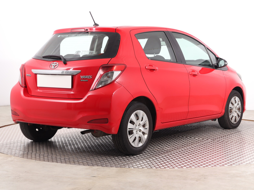 Toyota Yaris 2012 1.0 VVT