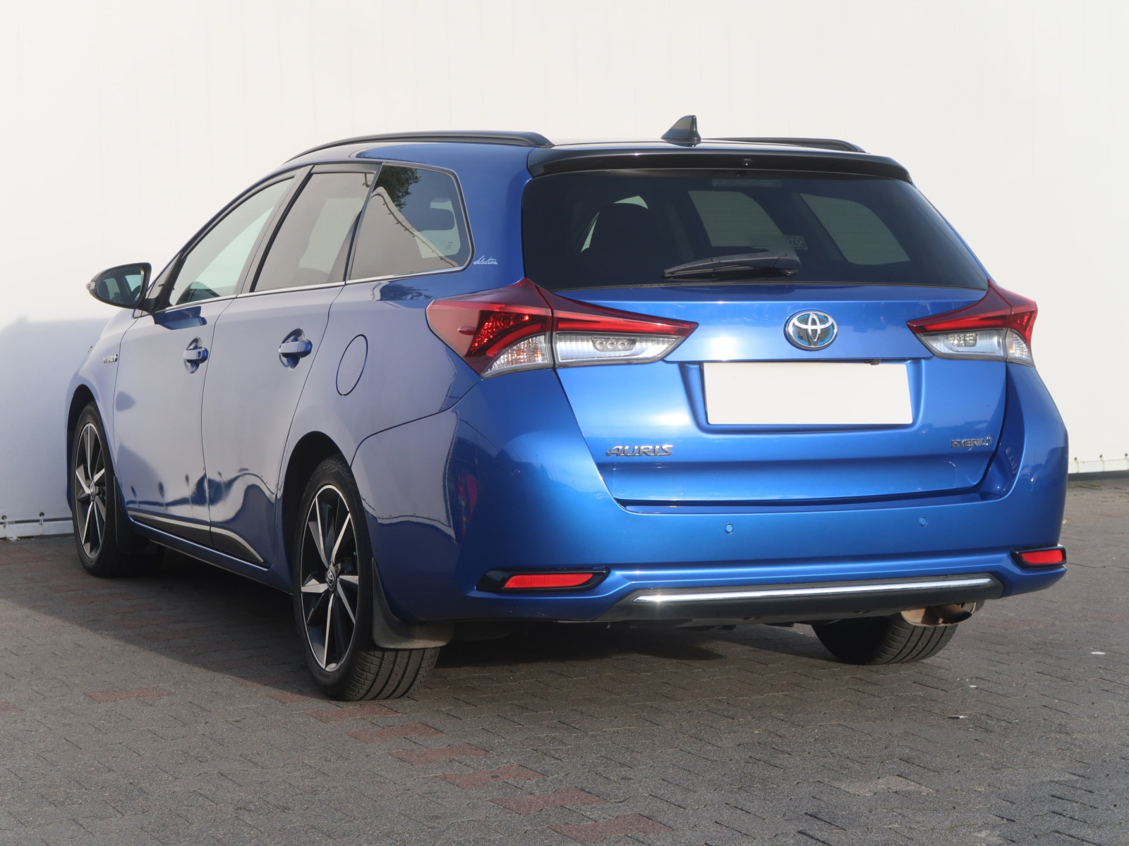 Toyota Auris 2018 Hybrid 155023km Kombi