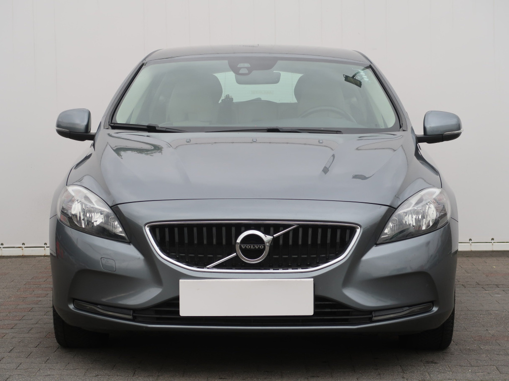 Volvo V40 2016 1.5 T3 154408km Hatchback