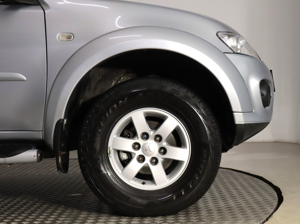 Mitsubishi Pajero Sport