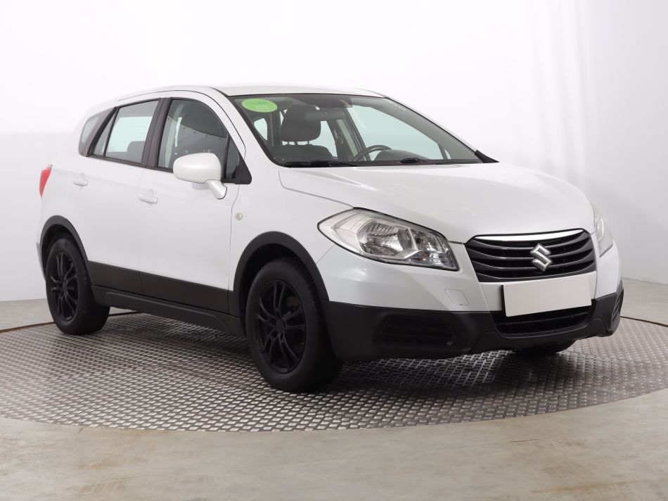 Suzuki SX4 S-Cross - 2015