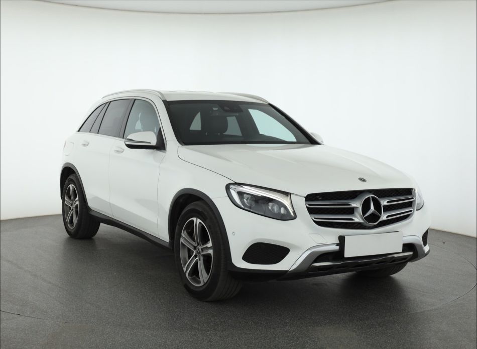 Mercedes-Benz GLC - 2017