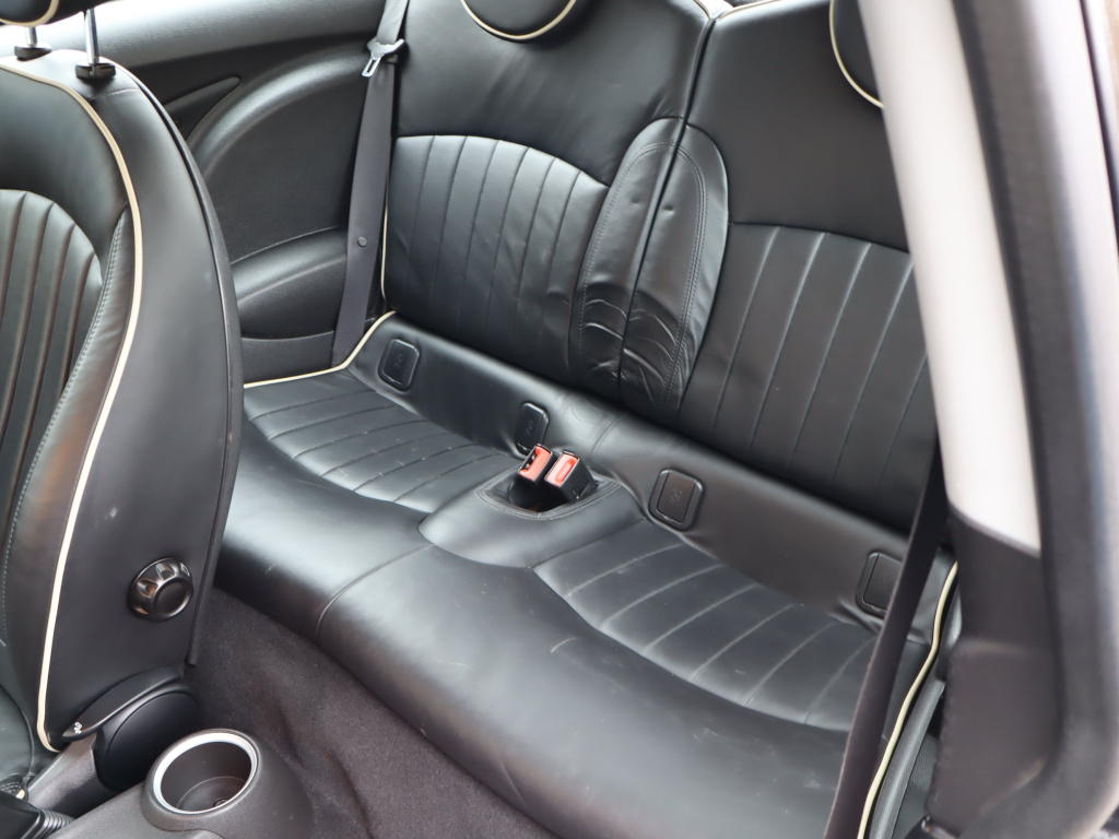 MINI 3-door