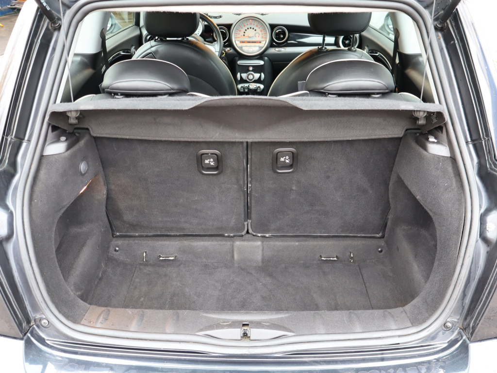 MINI 3-door