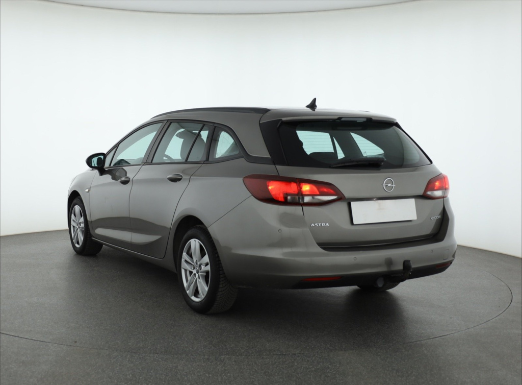 Opel Astra 2016 1.6 CDTI 203632km Kombi