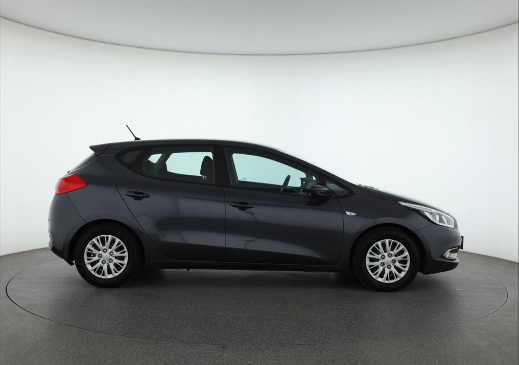 Kia Ceed 2014 1.6 GDI 112679km Hatchback