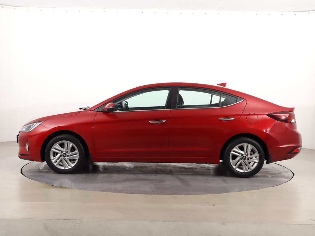 Hyundai Elantra 2019 1.6 CVVT 81925km Sedan