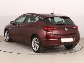 Opel Astra - 2017