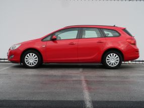 Opel Astra - 2010