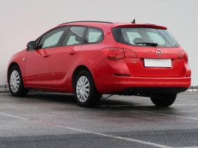 Opel Astra - 2010