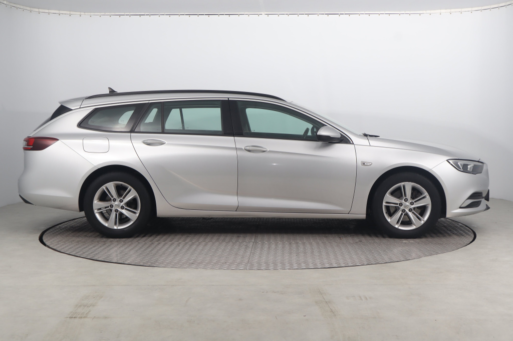 Opel Insignia 2018 2.0 CDTI 169840km Kombi