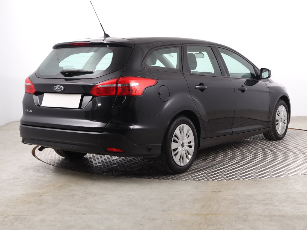 Ford Focus 2015 1.6 i 139057km Kombi