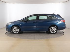 Opel Astra - 2020