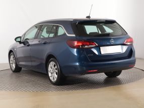 Opel Astra - 2020