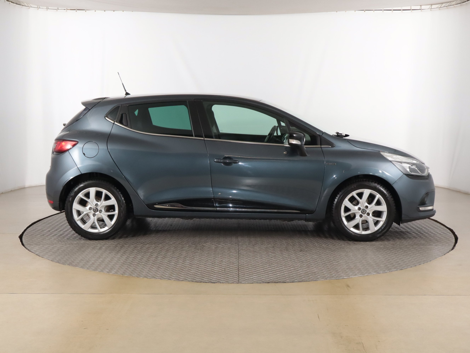 Renault Clio 2019 0.9 TCe 134467km Hatchback