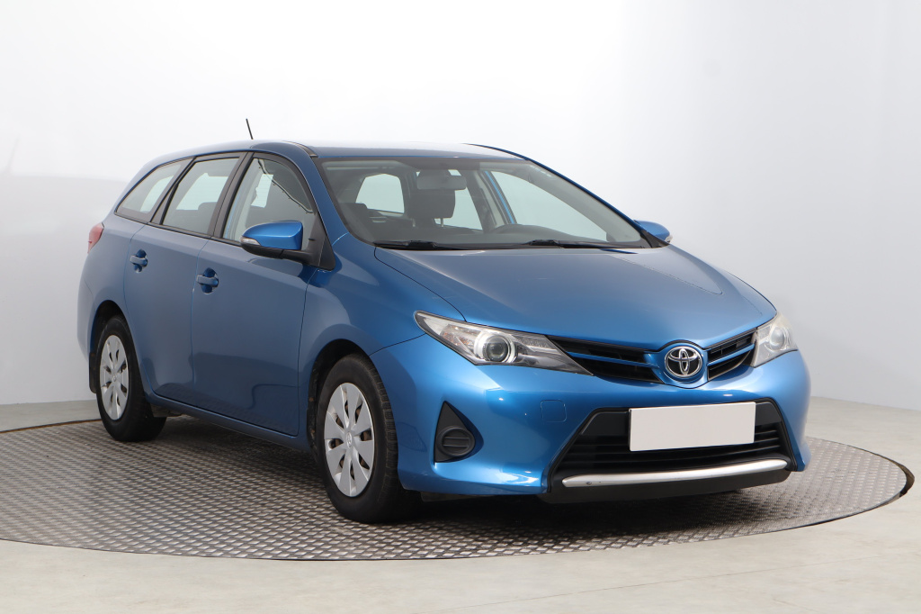 Toyota Auris 2015 1.4 D