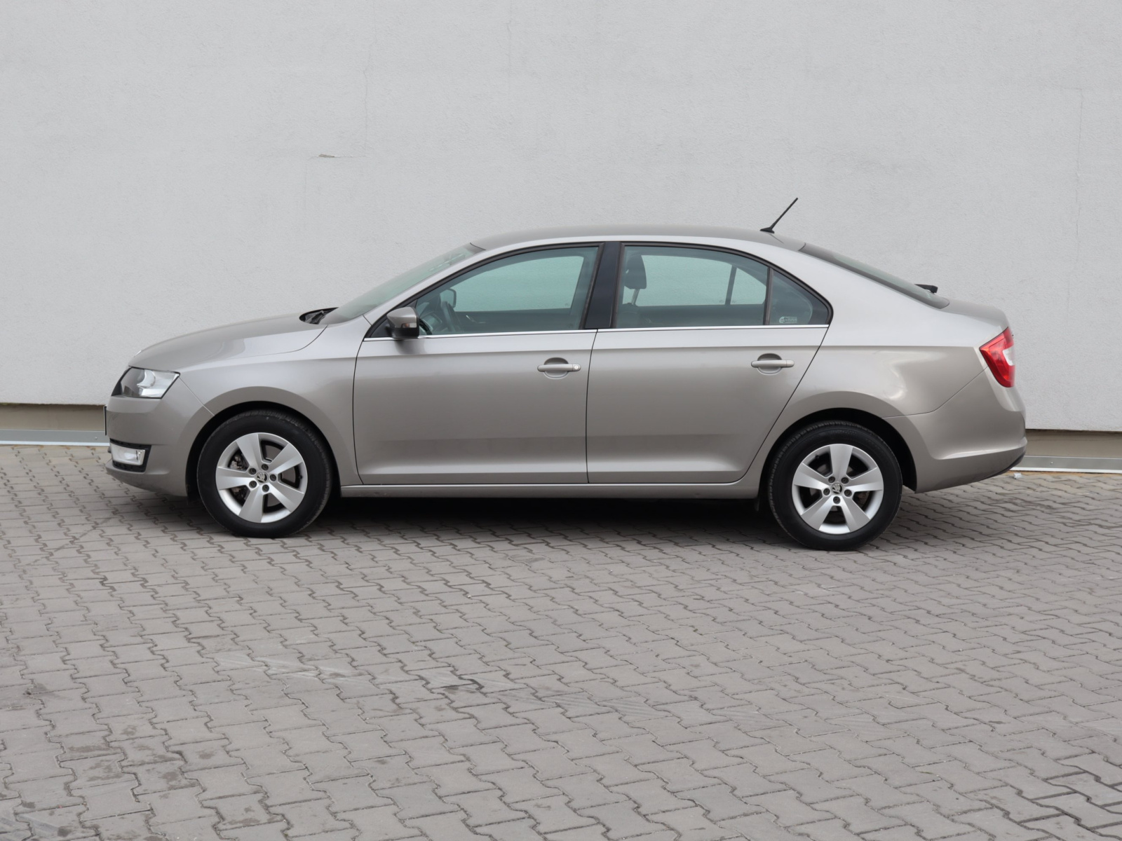 Skoda Rapid 2016 1.2 TSI 104811km Ambition