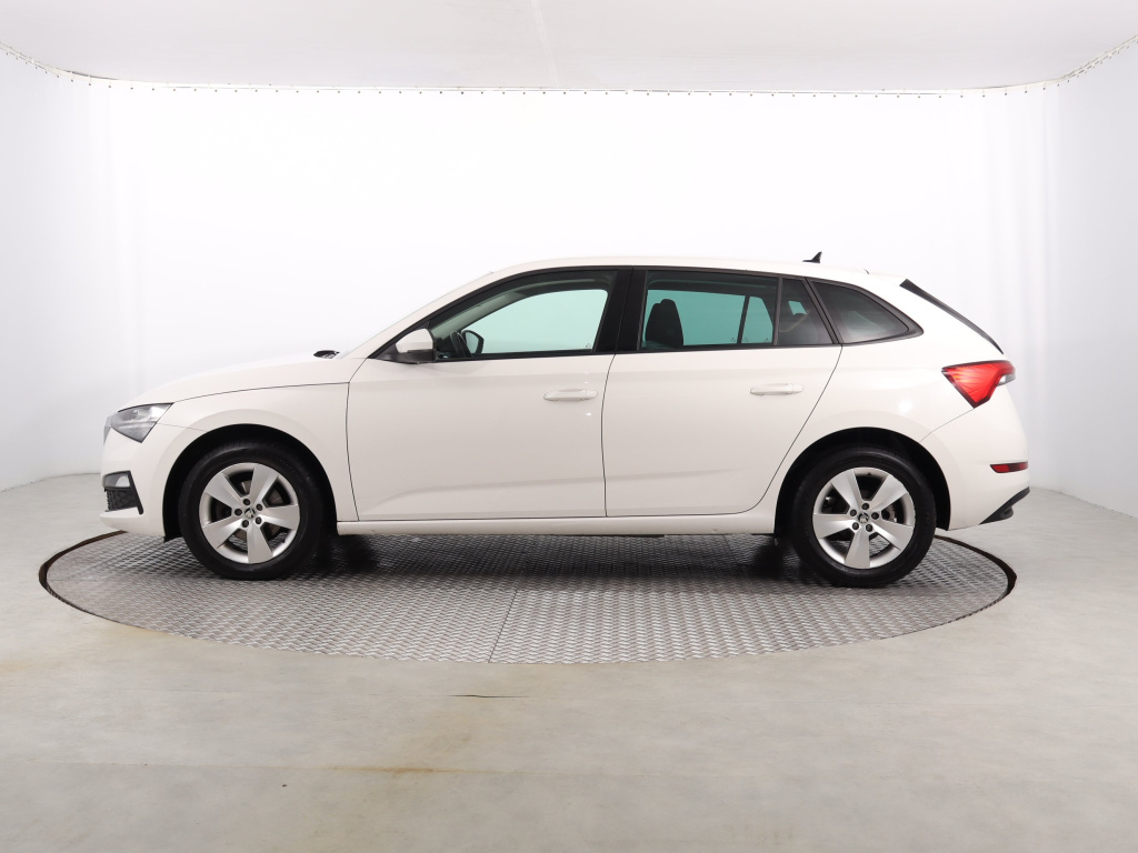 Skoda Scala 2021 1.0 TSI 104161km Hatchback