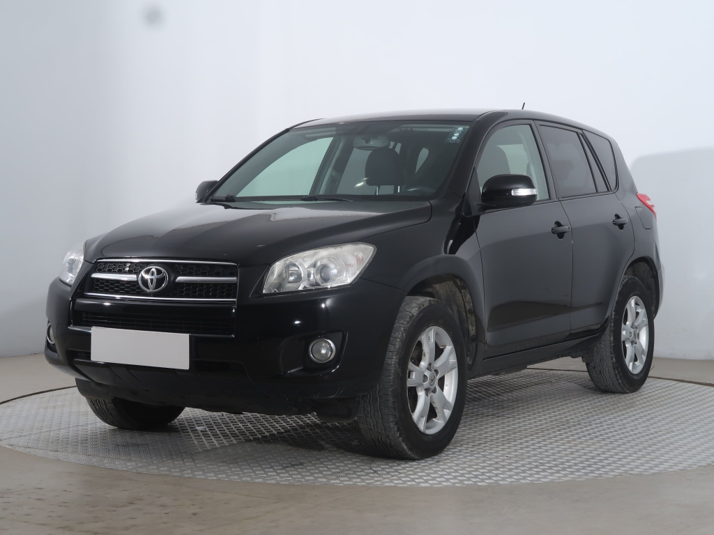 Toyota RAV4 2010 2.2 D