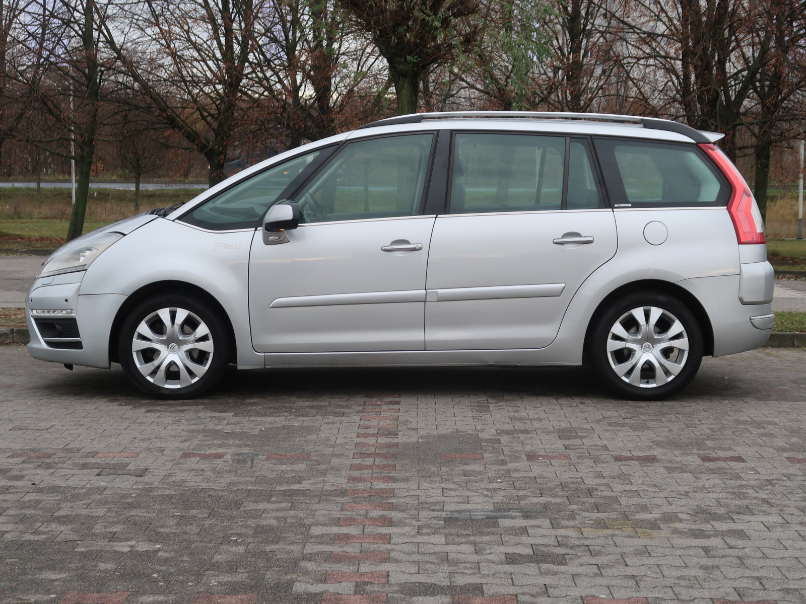 Citroen C4 Grand Picasso 2010 2.0 HDI 160 155442km ABS