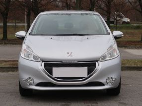 Peugeot 208 - 2013