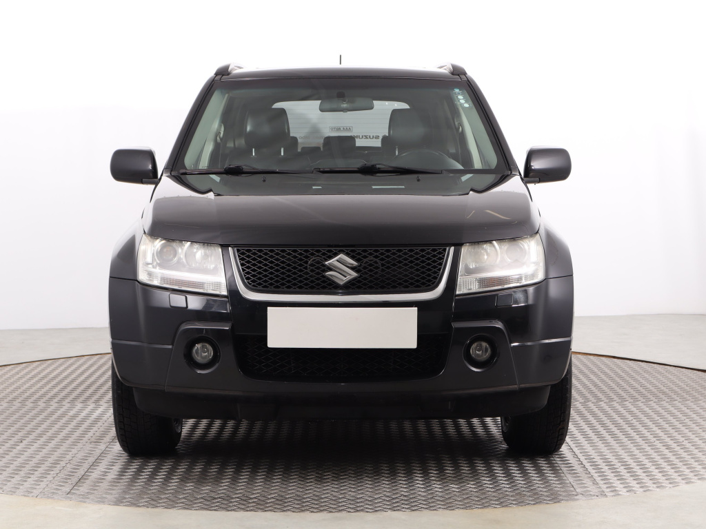 Suzuki Grand Vitara 2006 2.0 265970km SUV